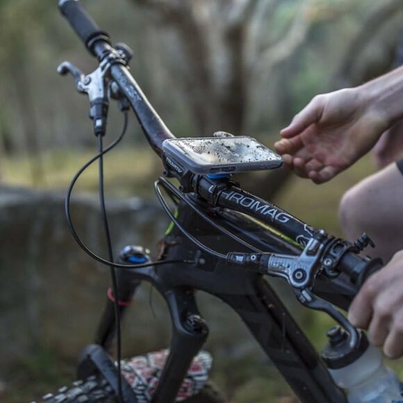 Quad Lock iPhone 11 Pro Poncho Clear NEW In Box - Picture 5 of 6